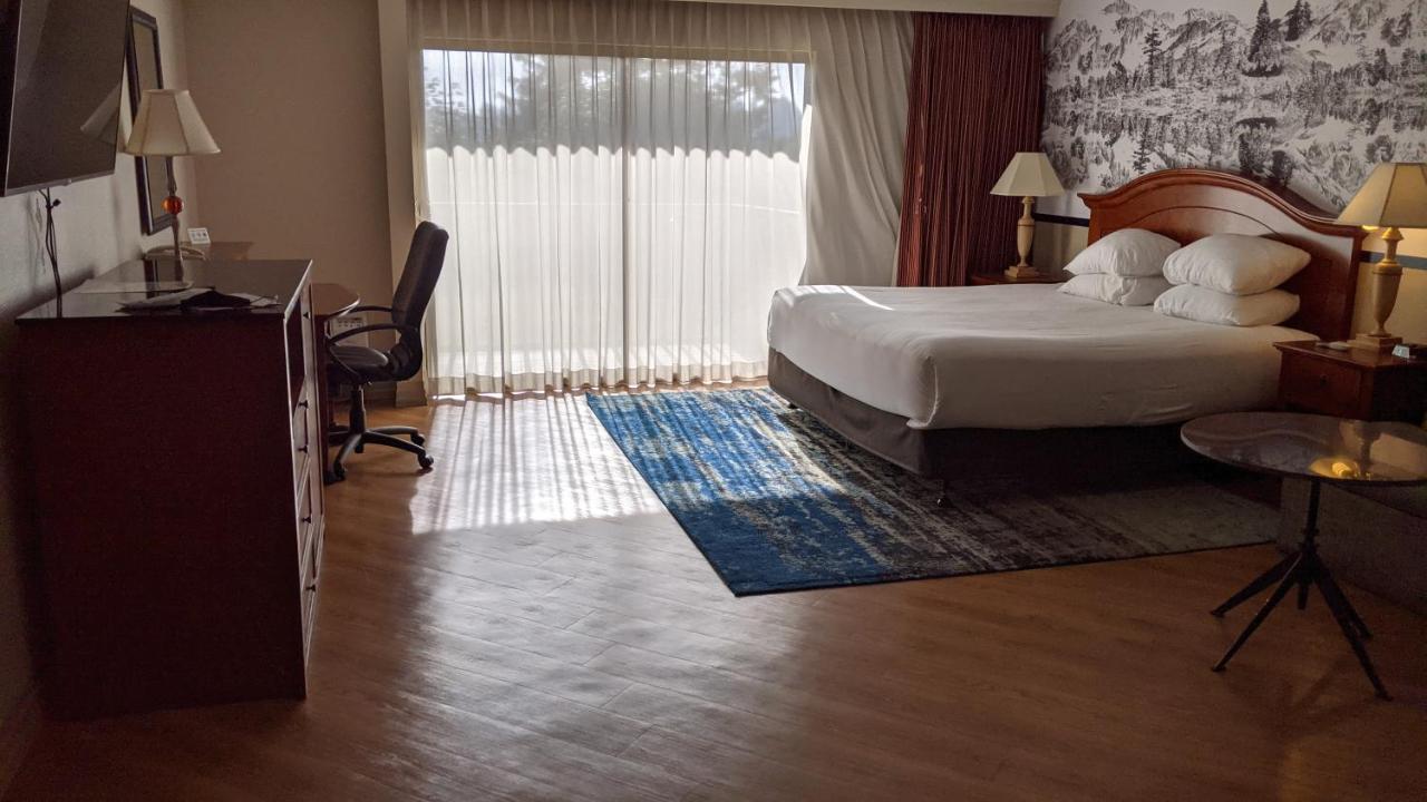  | Olympia Hotel at Capitol Lake
