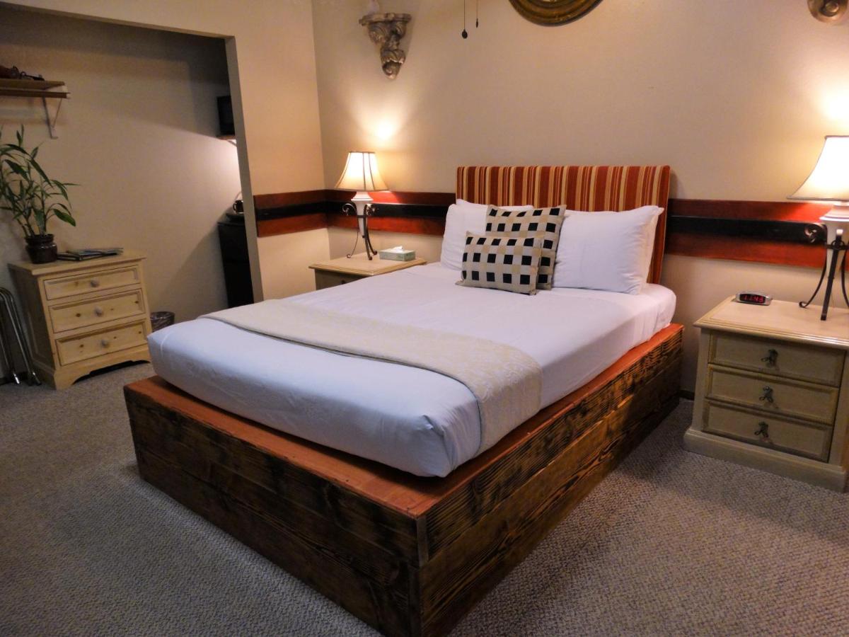| Lokahi Lodge