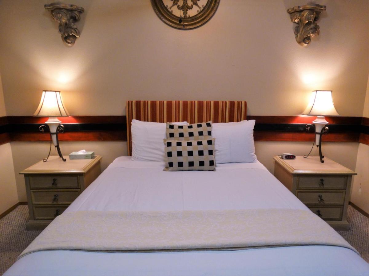 | Lokahi Lodge