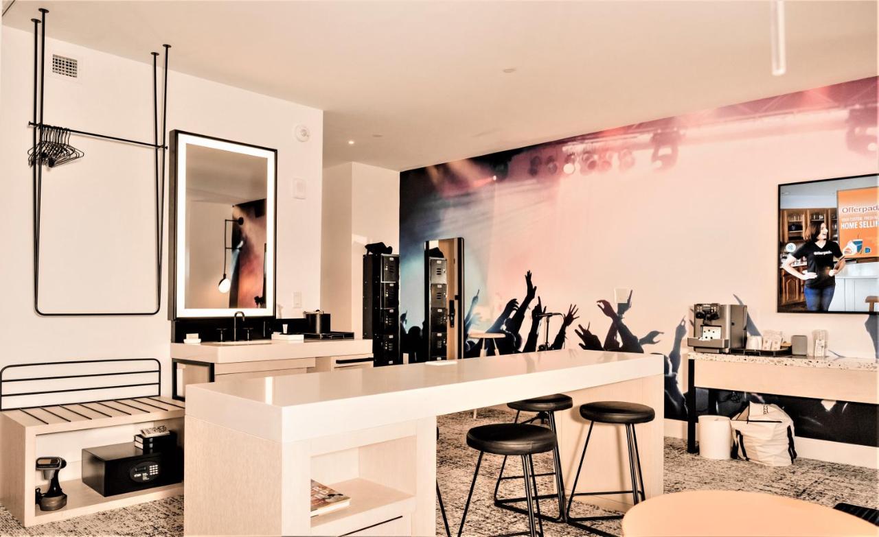 Superior Suite at Reverb by Hard Rock Downtown Atlanta