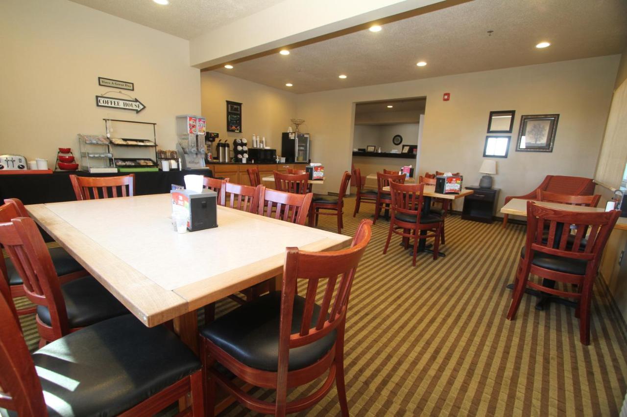 | Bowman Inn and Suites