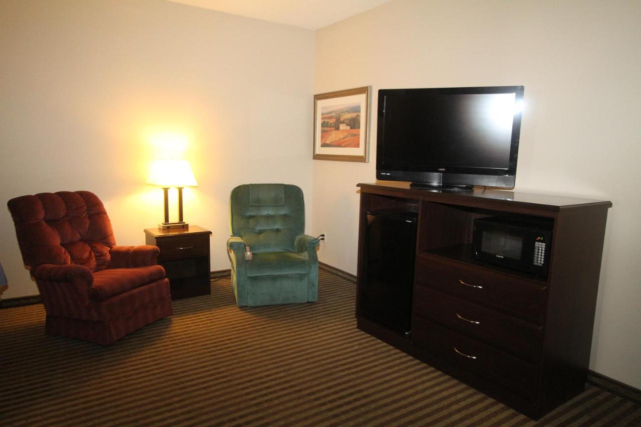 | Bowman Inn and Suites