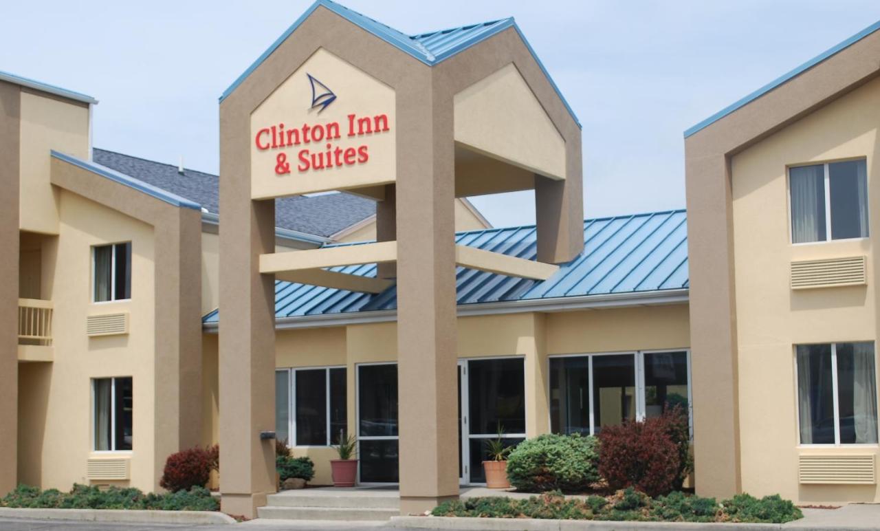  | Clinton Inn & Suites