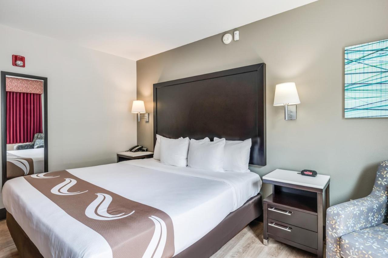 King Room - Accessible/Non-Smoking at Quality Inn Poughkeepsie