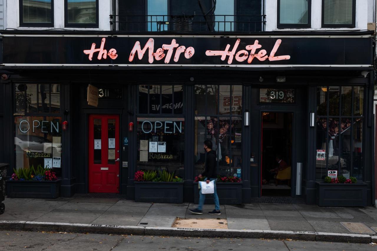  | The Metro Hotel