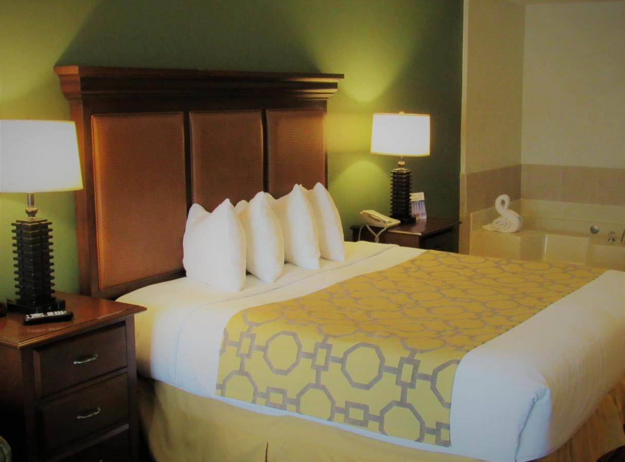 Suite with Hot Tub at Stay Inn & Suites Montgomery