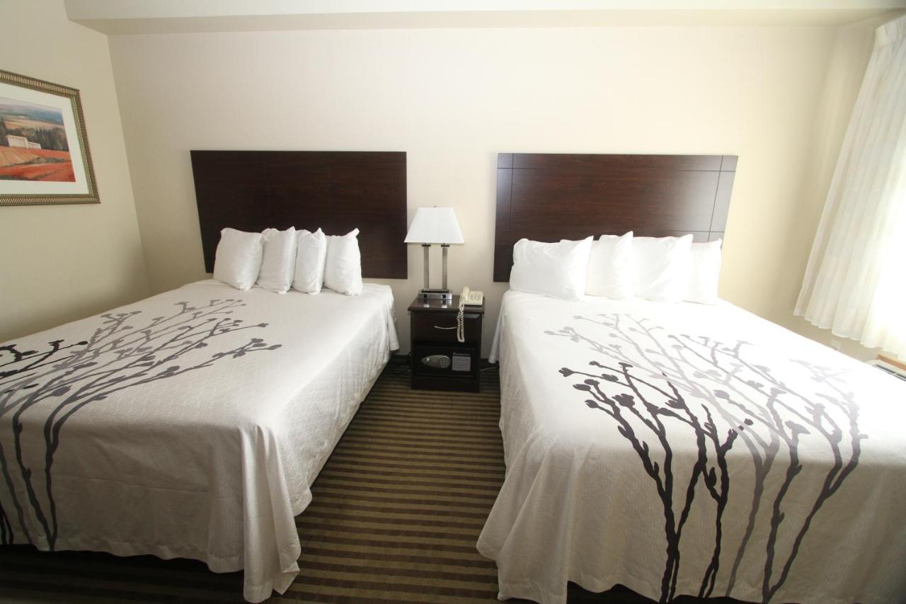 | Bowman Inn and Suites