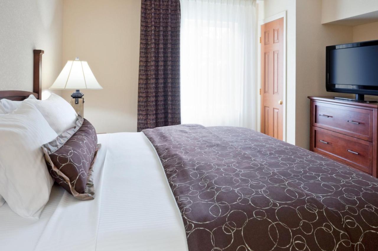 Studio Suite with Two Queen Beds at Staybridge Suites Philadelphia Valley Forge 422 by IHG