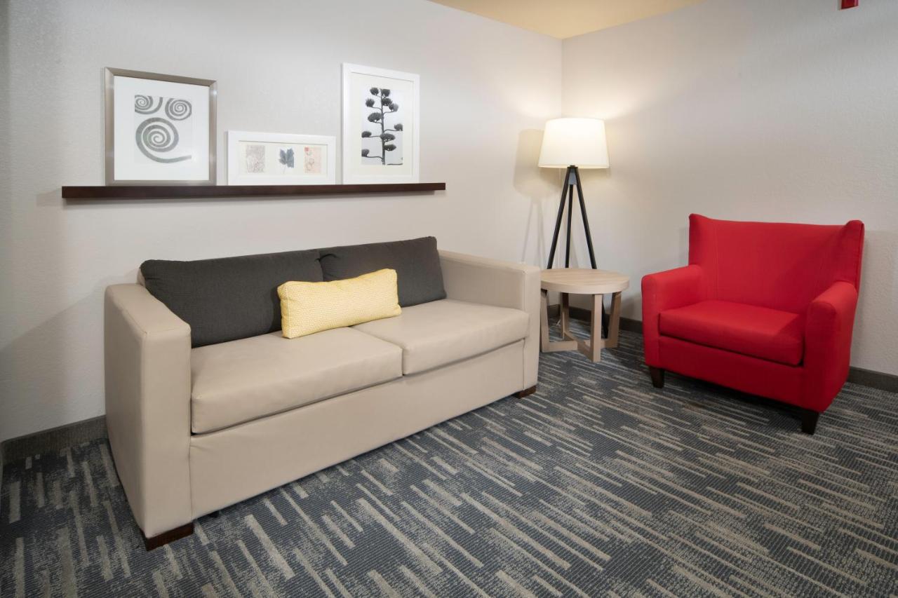 One-Bedroom Suite with Sofa Bed - Non-Smoking at Country Inn & Suites by Radisson, Rocky Mount, NC