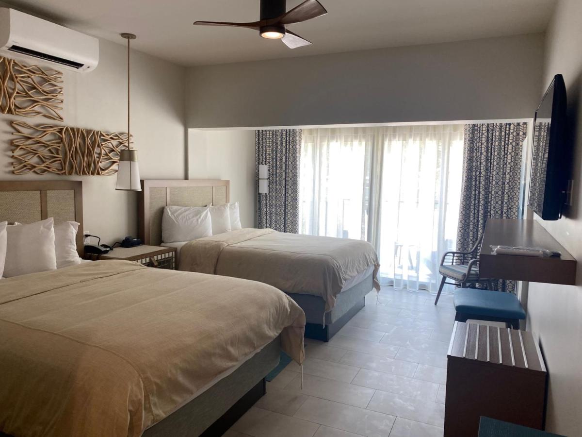 Standard Double Room at Chesapeake Beach Resort
