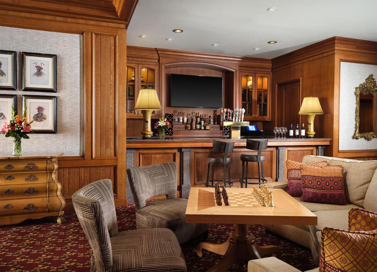 | Little America Hotel & Resort Cheyenne