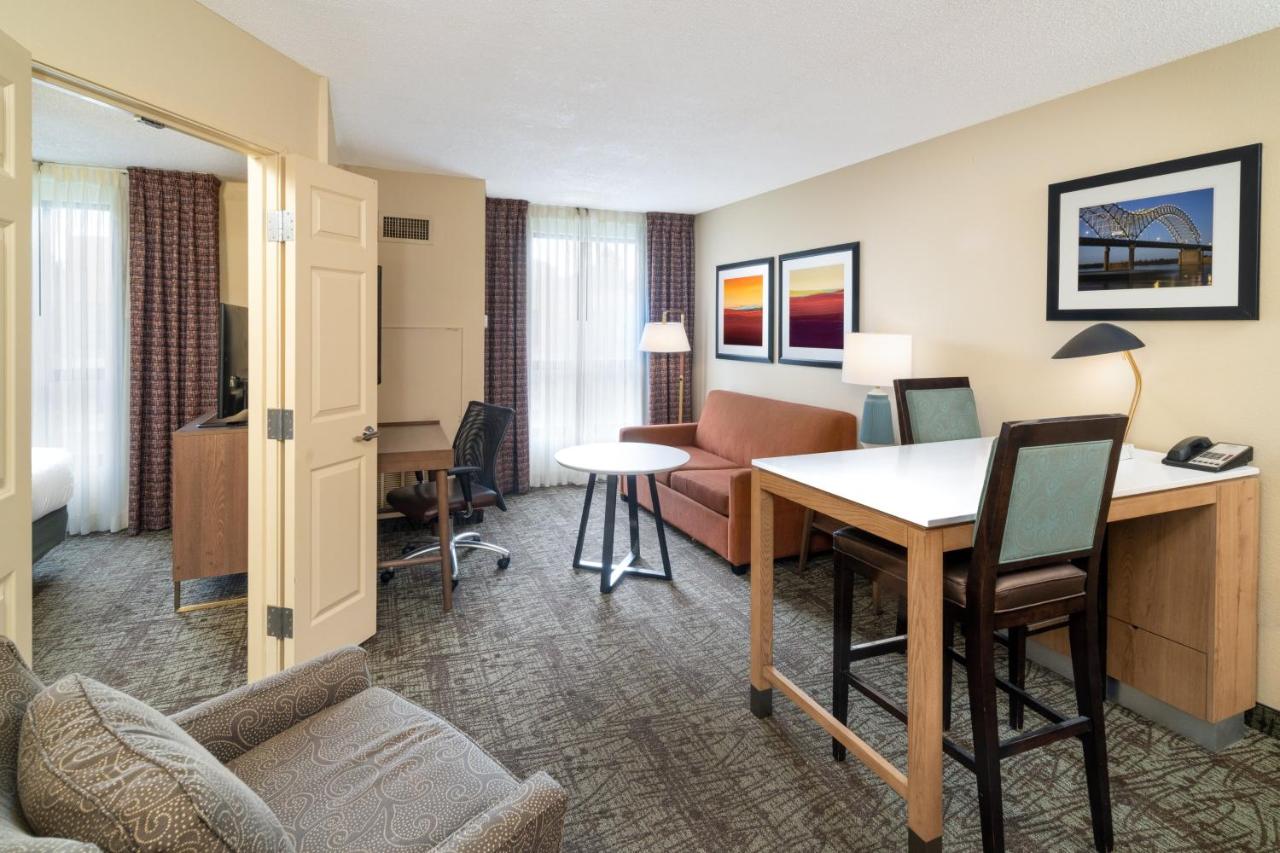 One-Bedroom King Suite - Non-Smoking at Staybridge Suites Memphis - Poplar Ave East by IHG