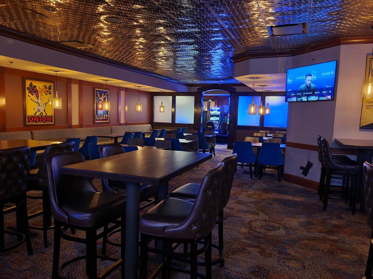 | Holiday Inn Chicago - Countryside/LaGrange, an IHG Hotel