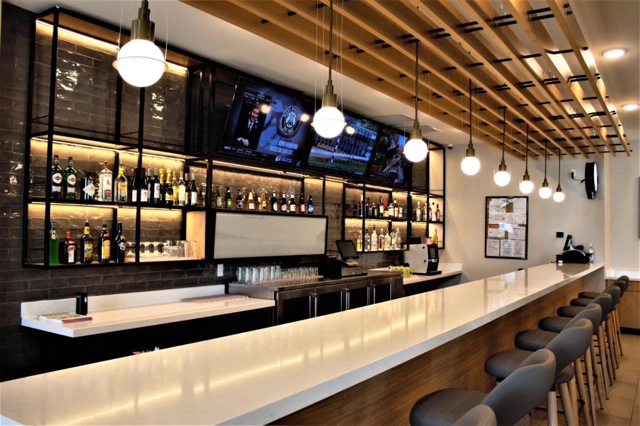 | Holiday Inn - Fort Worth - Alliance, an IHG Hotel