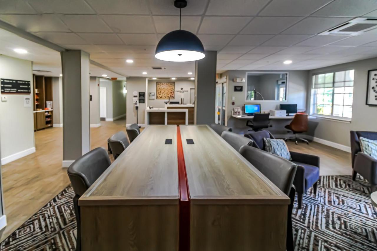 | Candlewood Suites Melbourne-Viera, an IHG Hotel