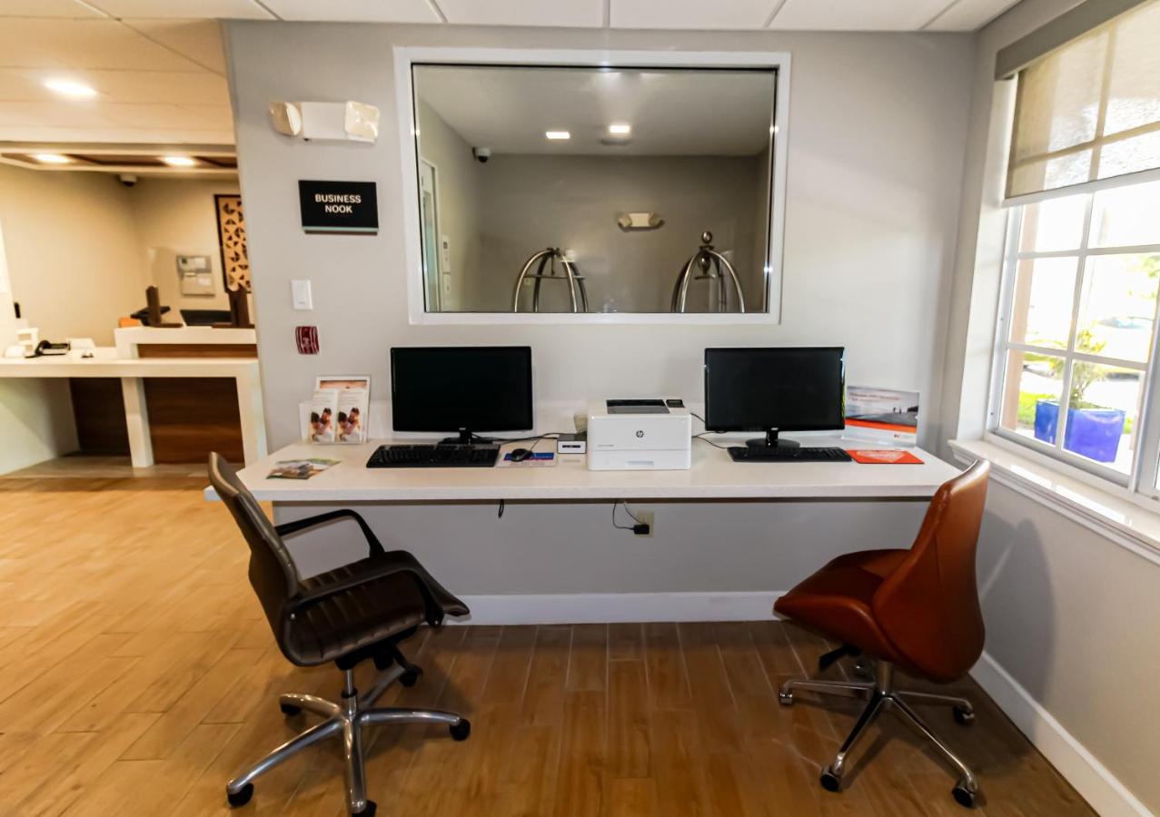| Candlewood Suites Melbourne-Viera, an IHG Hotel
