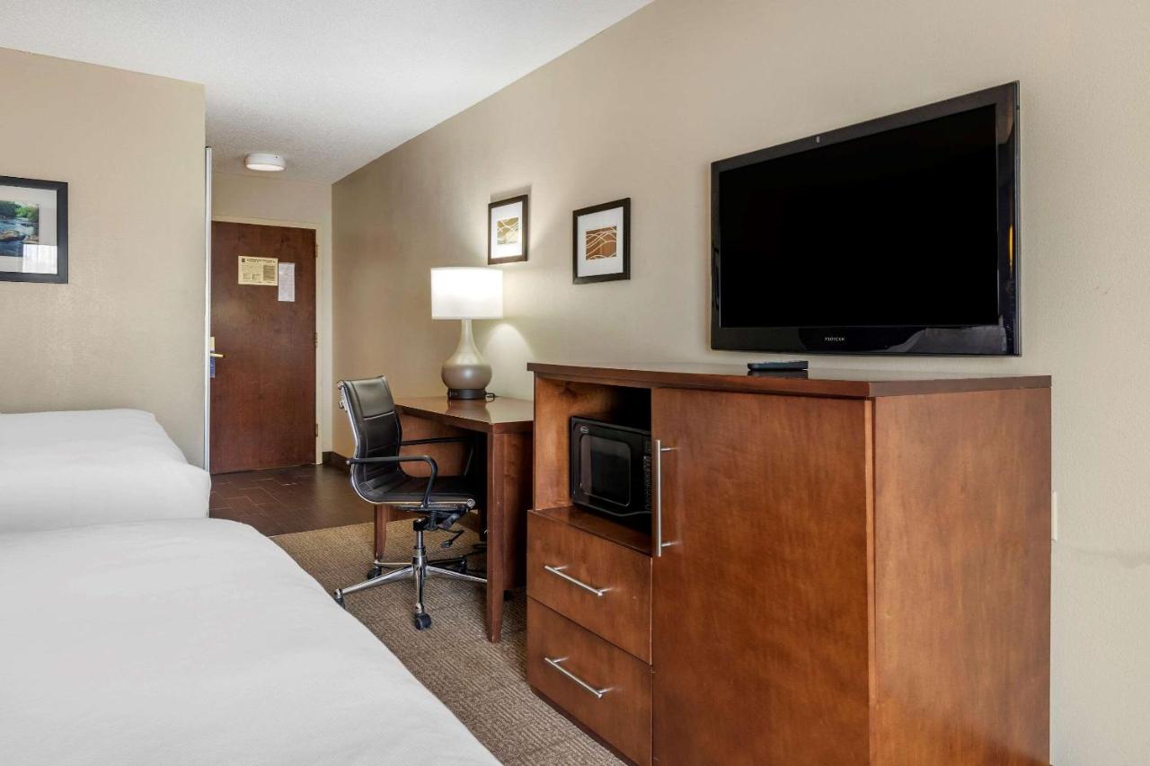 Double Room with Two Double Beds - Non-Smoking at Comfort Inn & Suites Statesboro - University Area