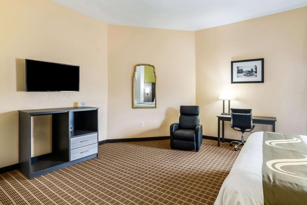 Superior King Room - Non-Smoking at Quality Inn Greer - Greenville