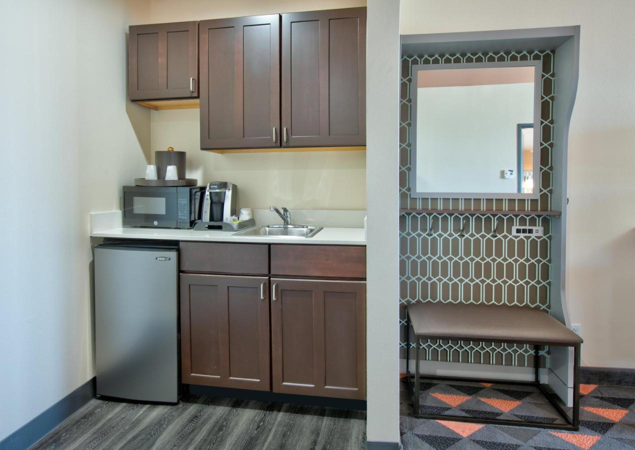 | Holiday Inn Dallas - Fort Worth Airport South, an IHG Hotel