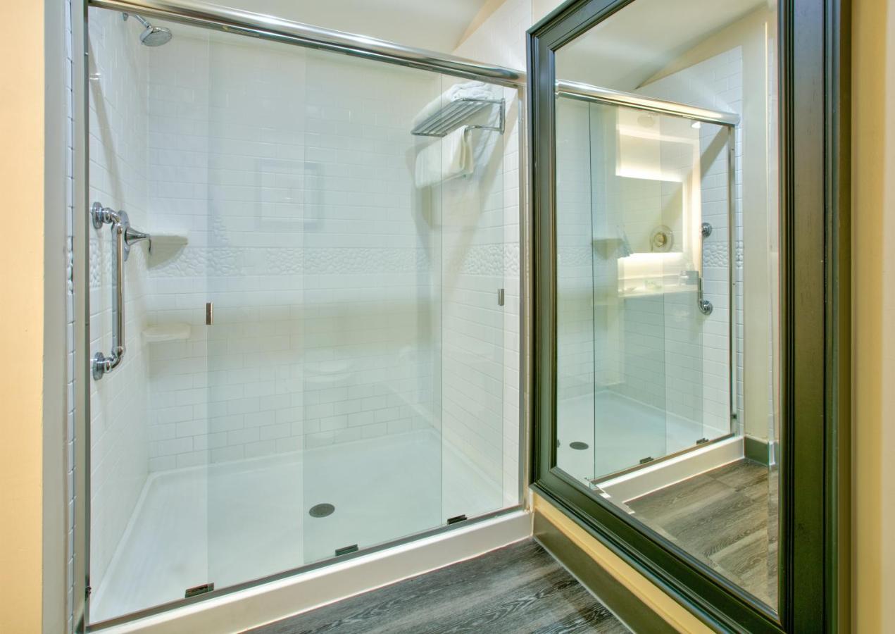 | Holiday Inn Dallas - Fort Worth Airport South, an IHG Hotel