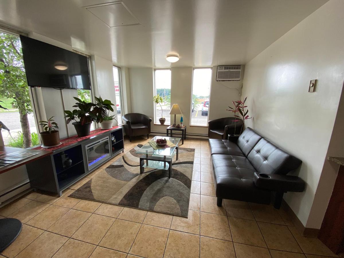 | Reliance Inn