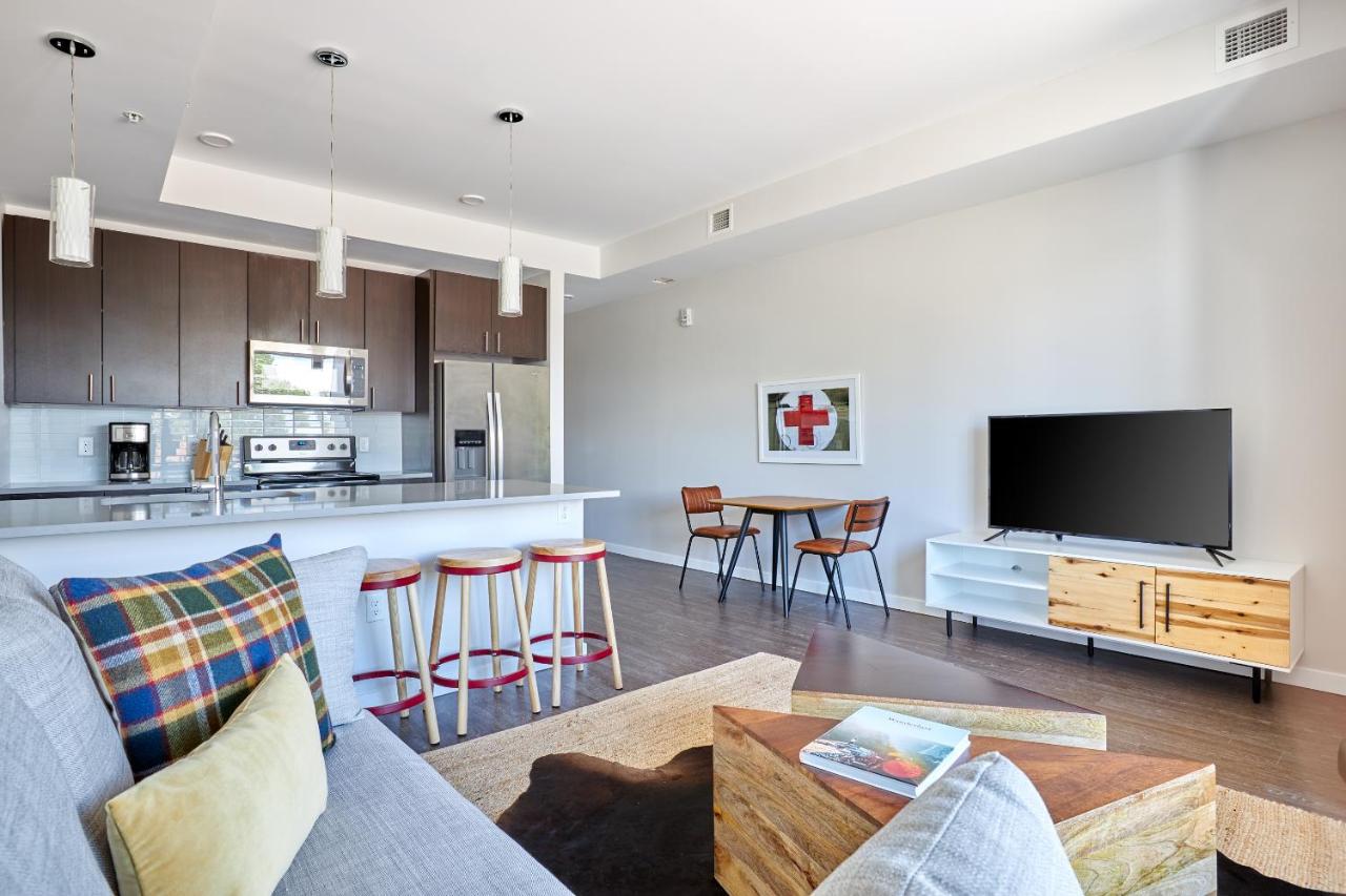 One-Bedroom Suite at Sonder at University Park