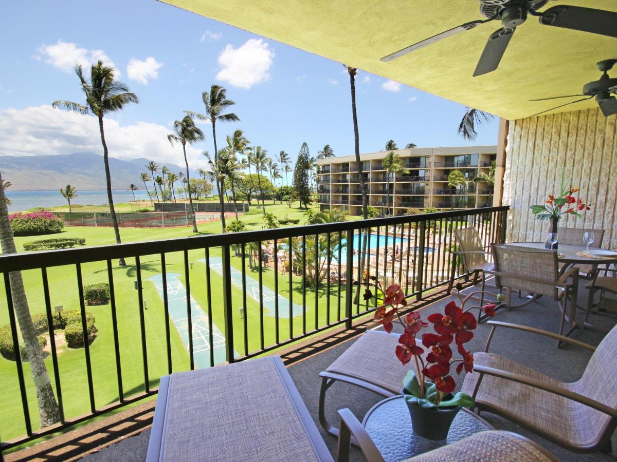 Premium Two-Bedroom Apartment with Oceanfront View at Maui Sunset