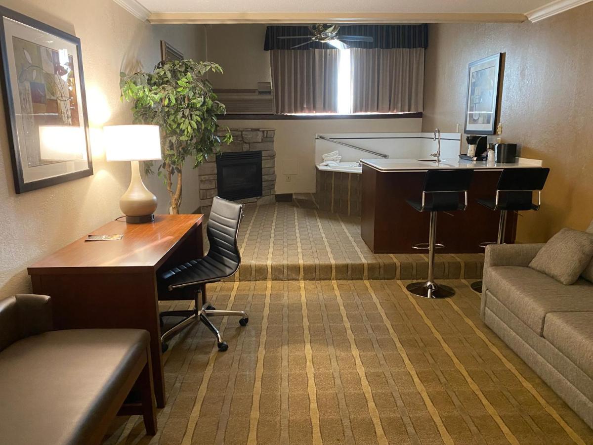 Suite with Sofa Bed at Wyndham Garden Warsaw