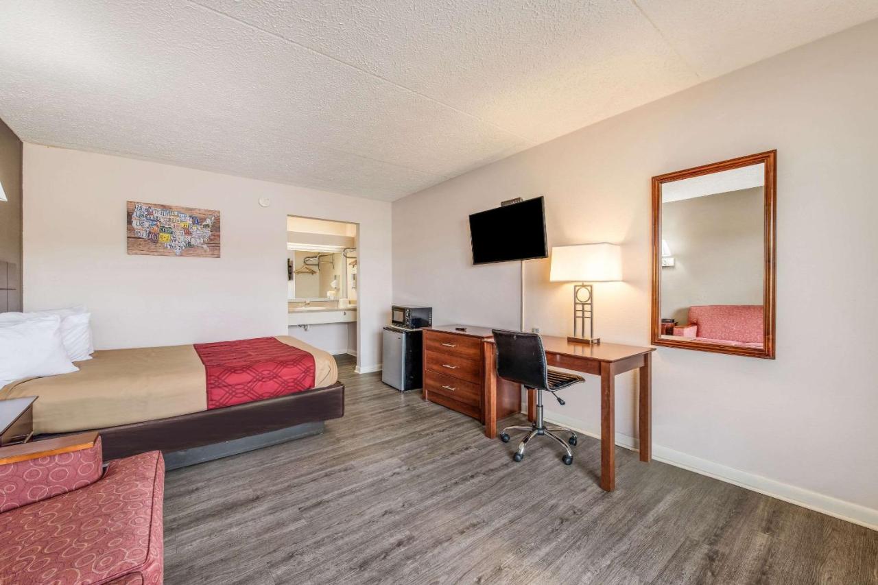 | Econo Lodge Eden