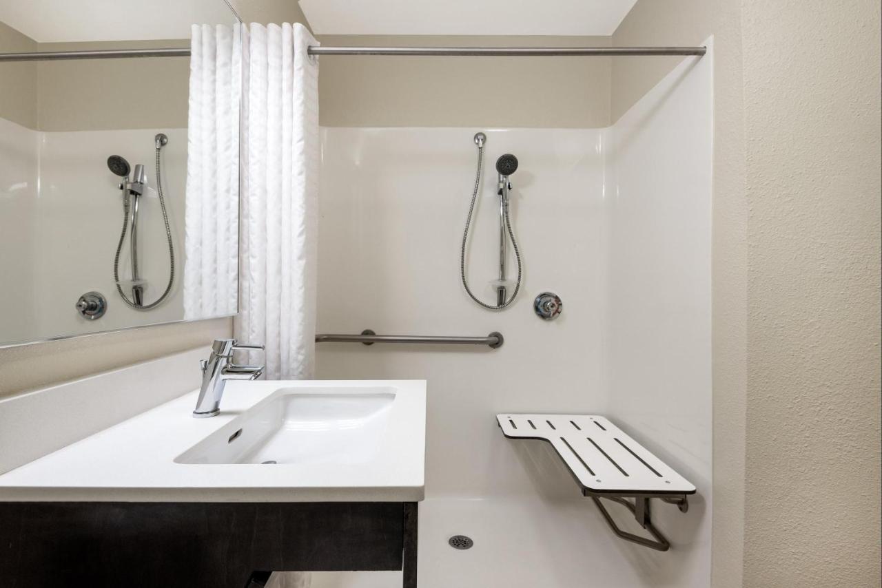  | Candlewood Suites Destin-Sandestin Area, an IHG Hotel