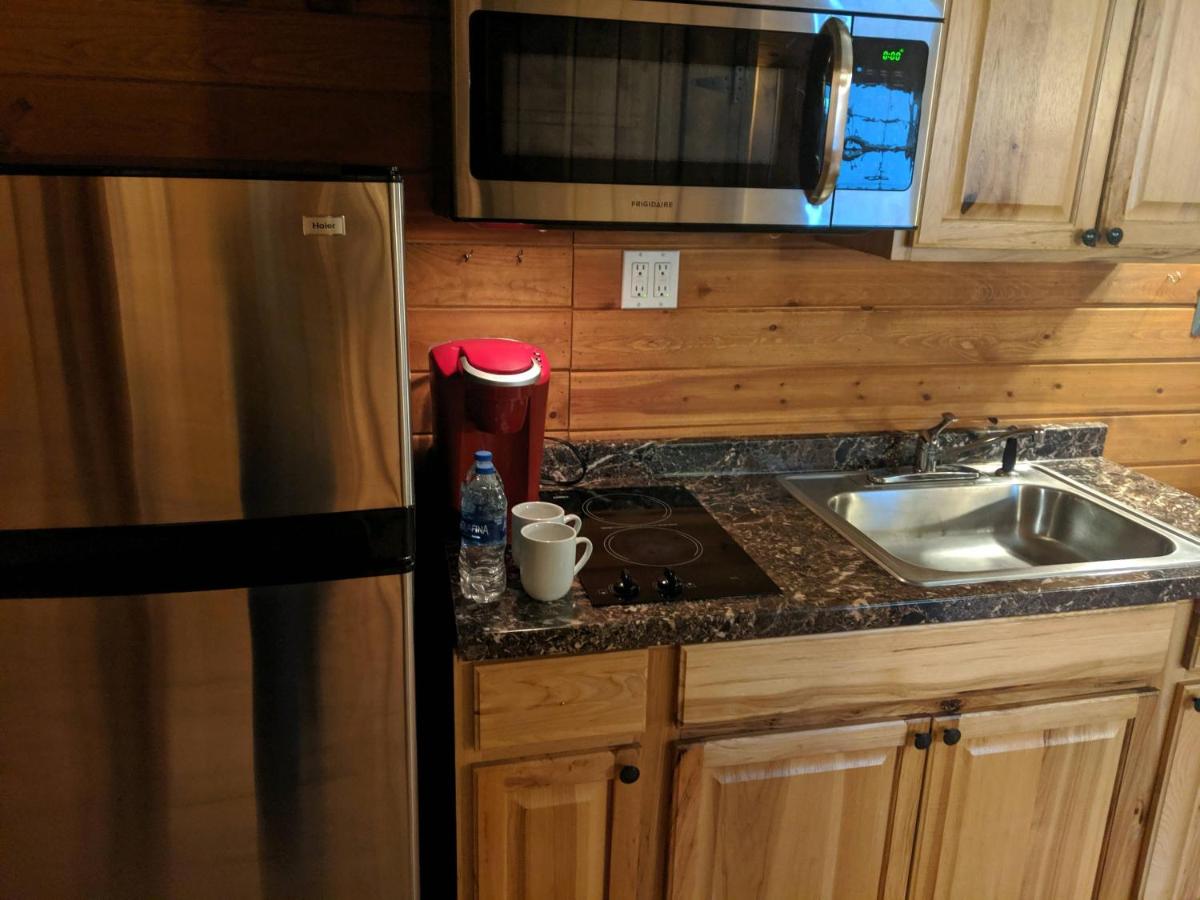 | Stateline Cabin