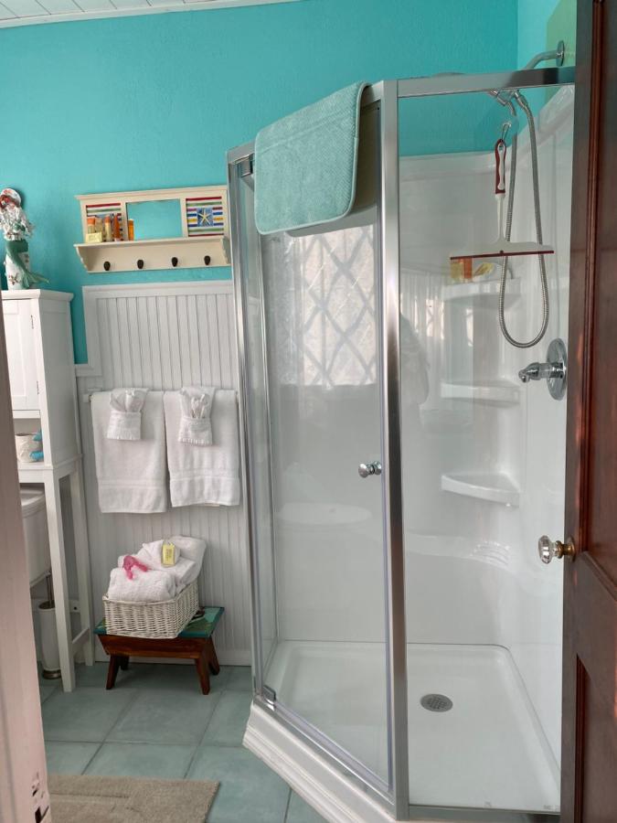  | Ms. Maggie's South Country Inn