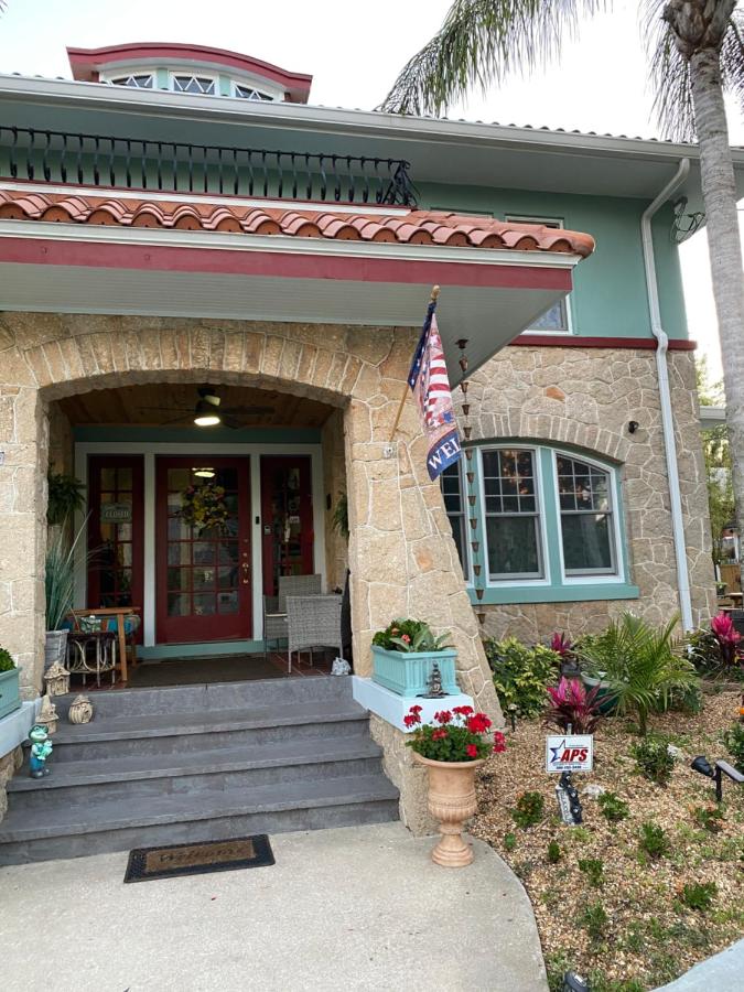 | Ms. Maggie's South Country Inn