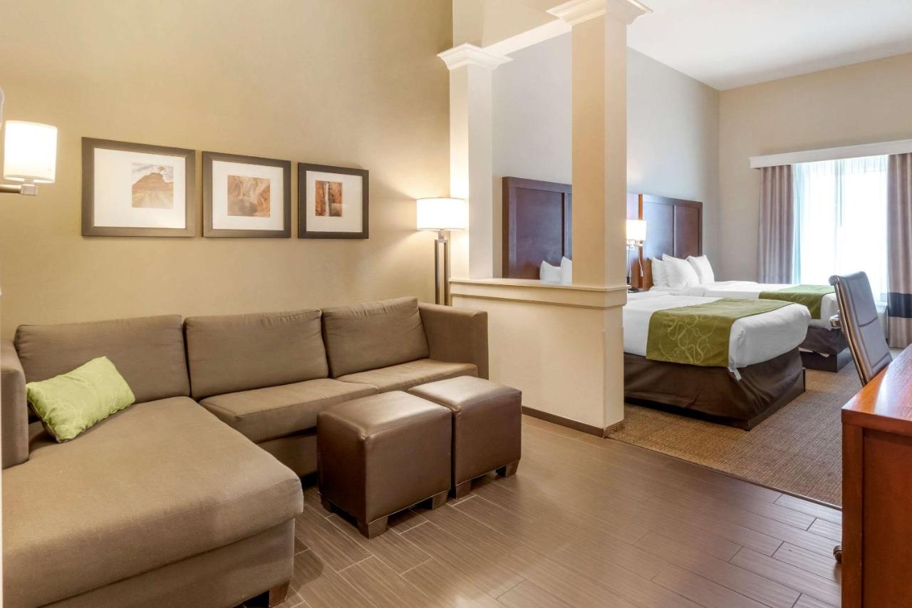 Queen Suite with Two Queen Beds - Non-Smoking at Comfort Suites St George - University Area