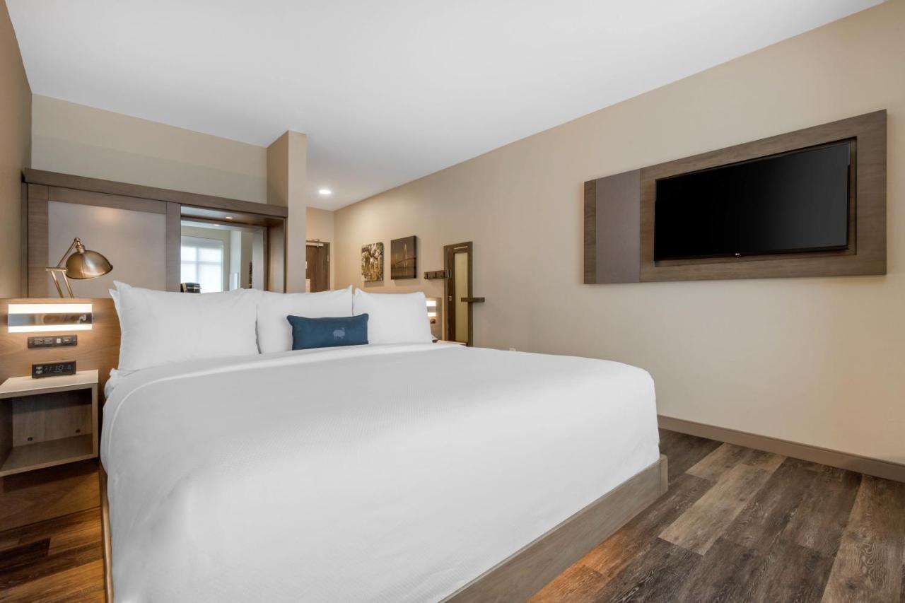 Accessible King Suite with Sofabed - Non Smoking at Cambria Hotel Austin Airport