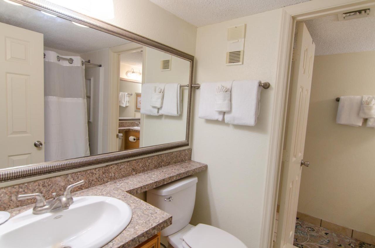 King Suite at Forest Dunes Resort