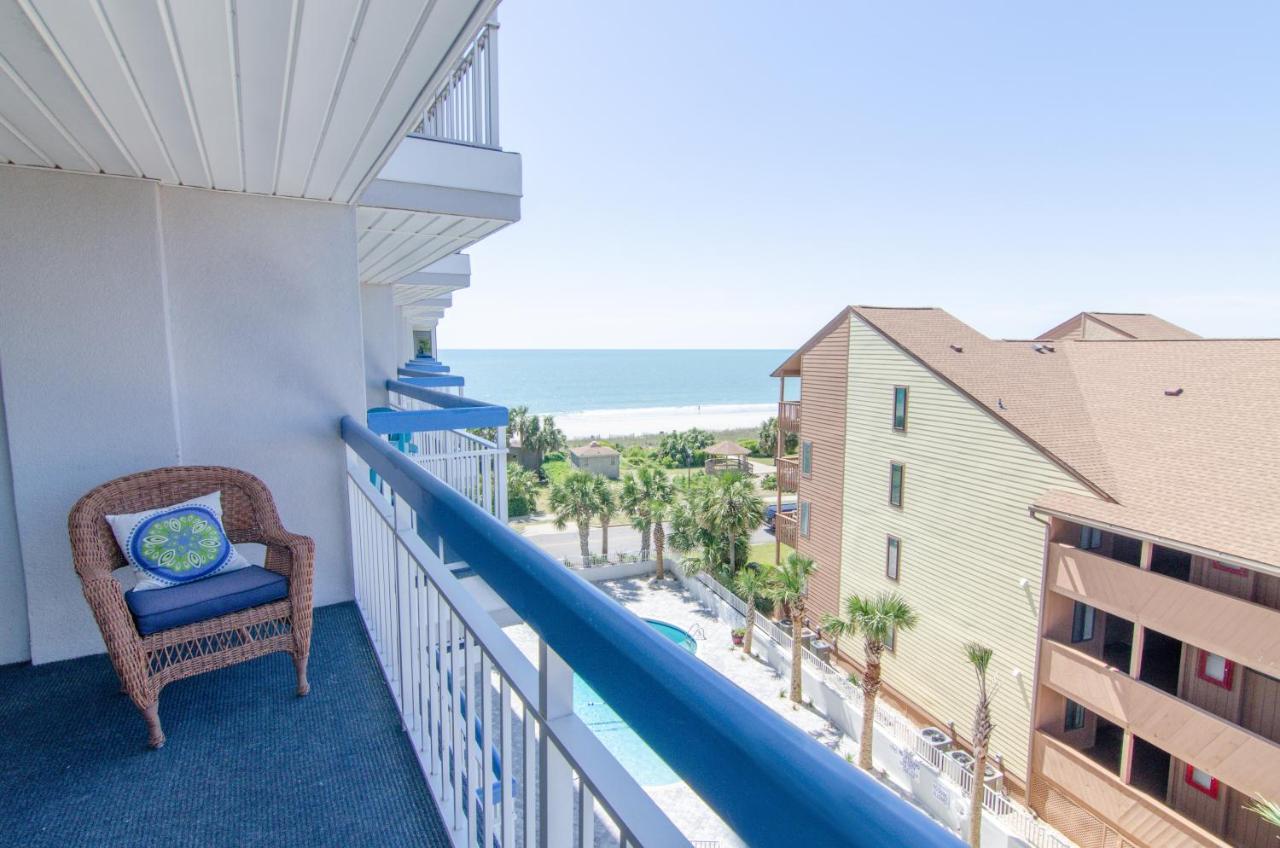 One-Bedroom Suite at Forest Dunes Resort