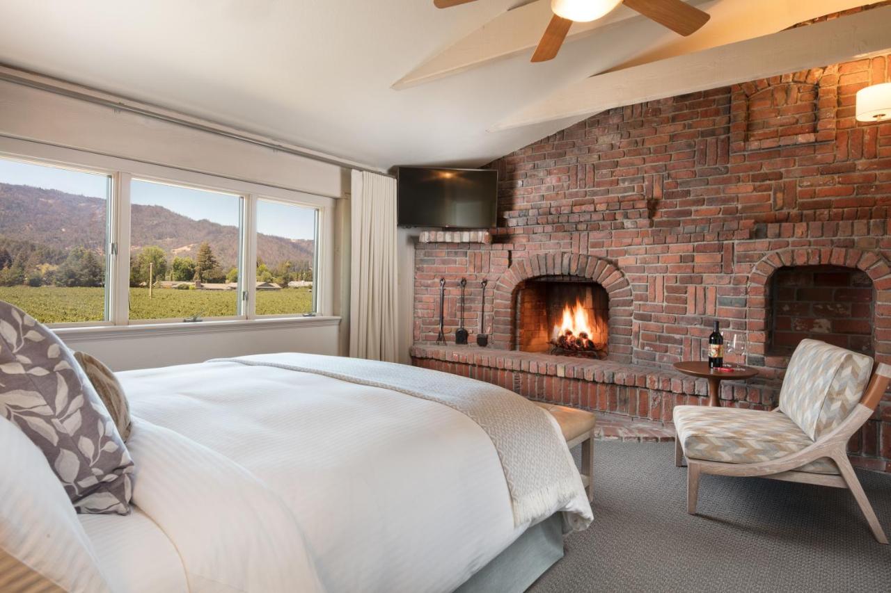 King Vineyard View Collection Suite at Harvest Inn