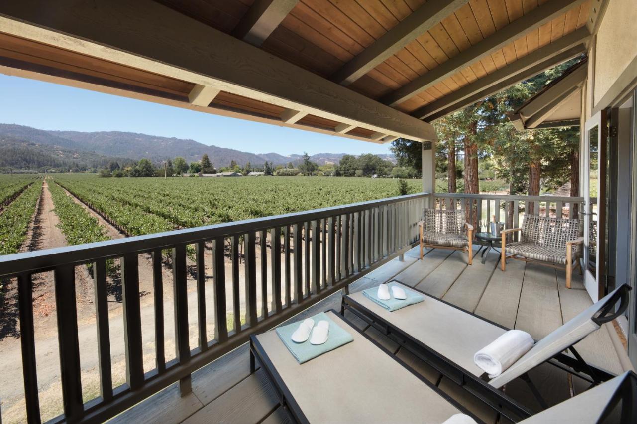 King Vineyard View Collection Suite at Harvest Inn
