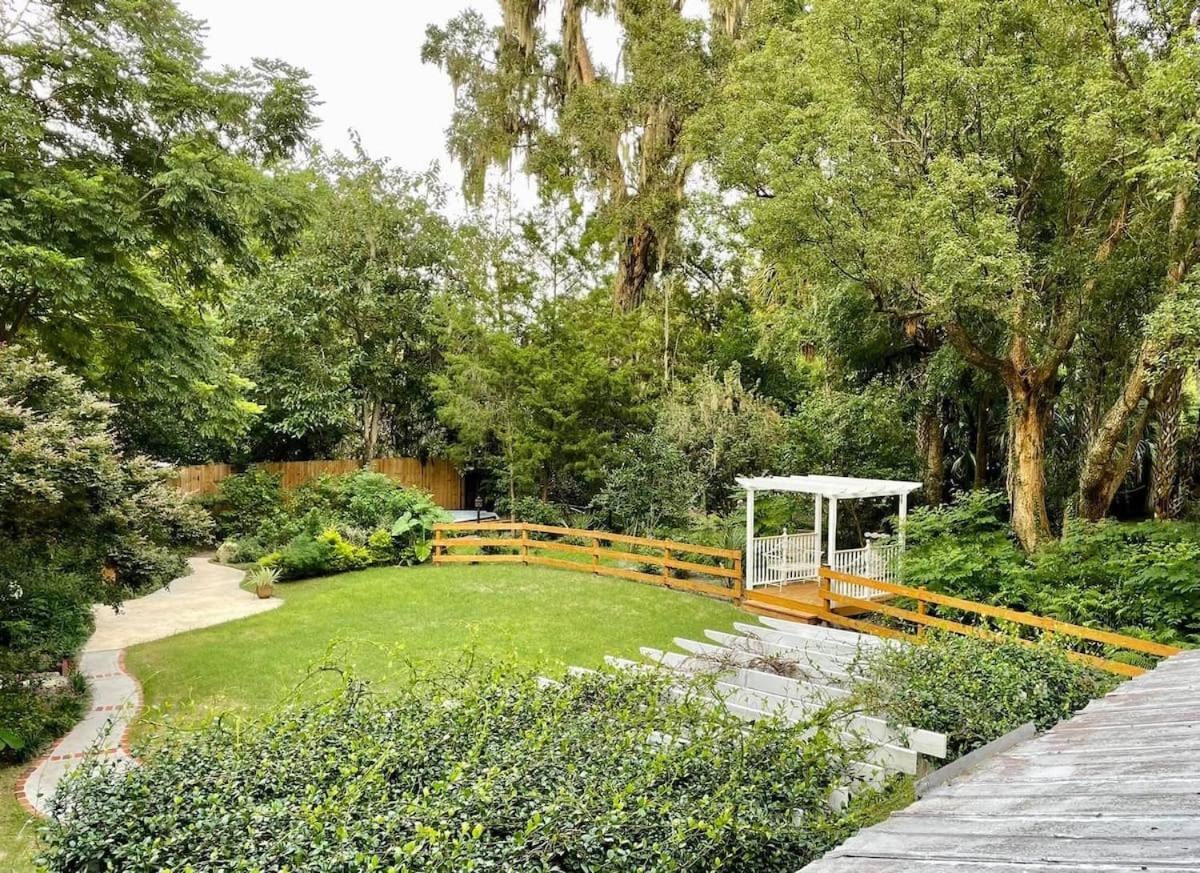 | Grady House Bed and Breakfast
