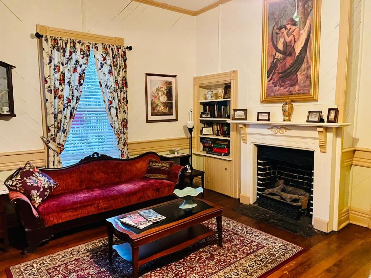 | Grady House Bed and Breakfast