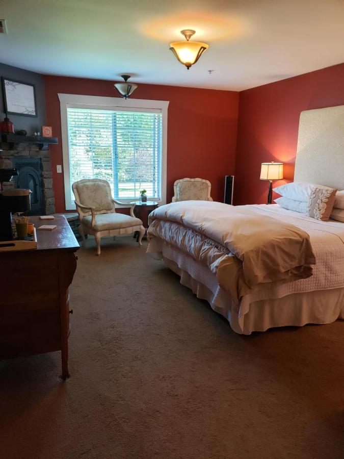 | Granite Hills Inn