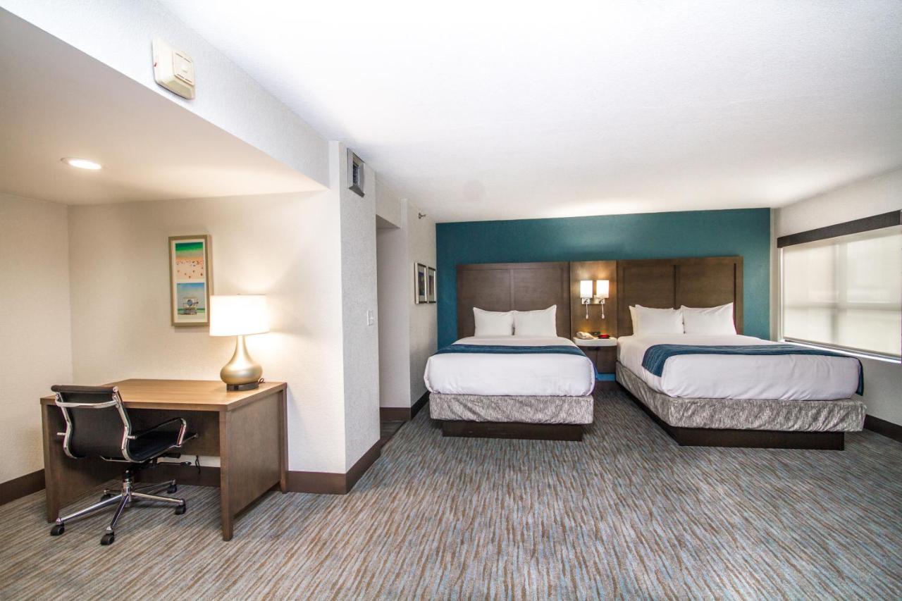 Queen Suite with Two Queen Beds - Non-Smoking at Comfort Inn & Suites Downtown Brickell - Port of Miami