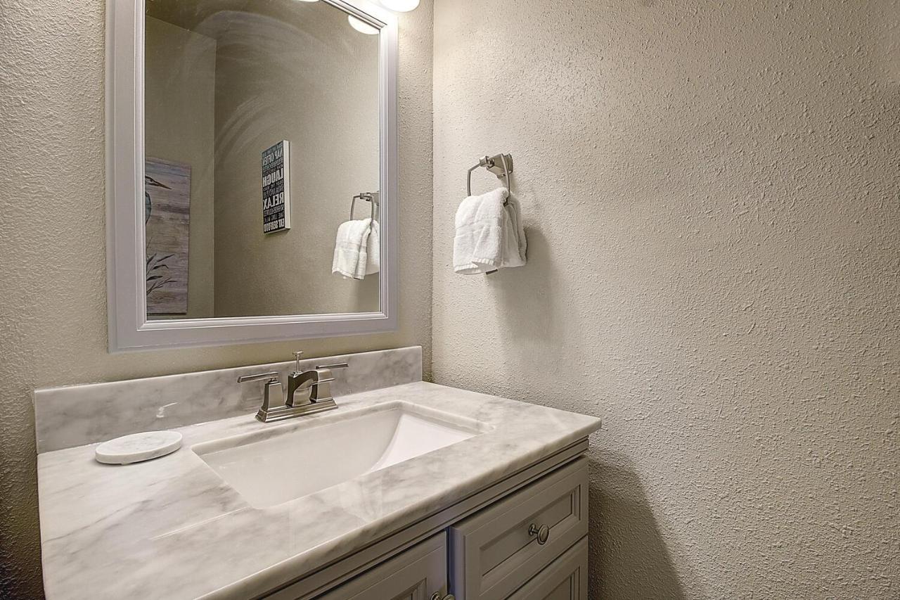 | Meridian Condos 1