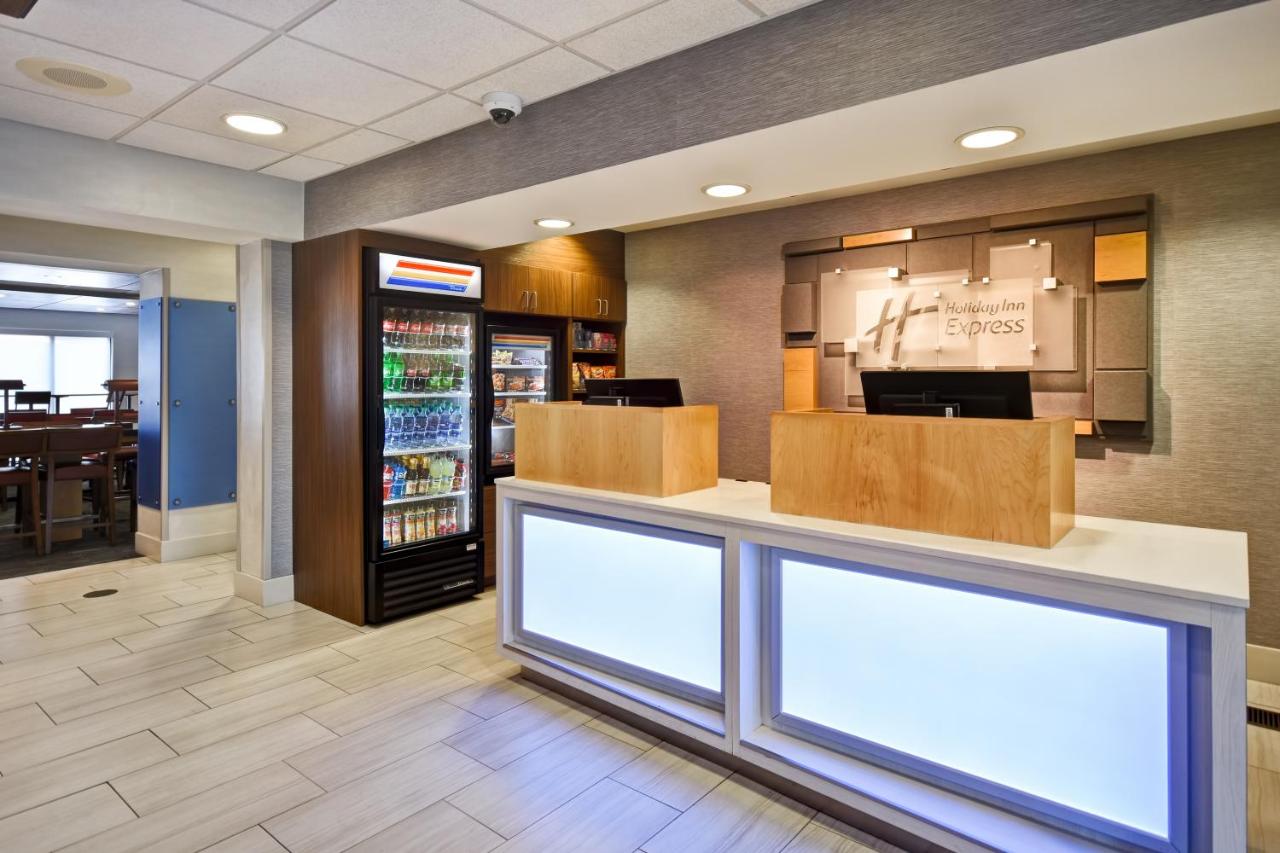  | Holiday Inn Express Newport North - Middletown, an IHG Hotel