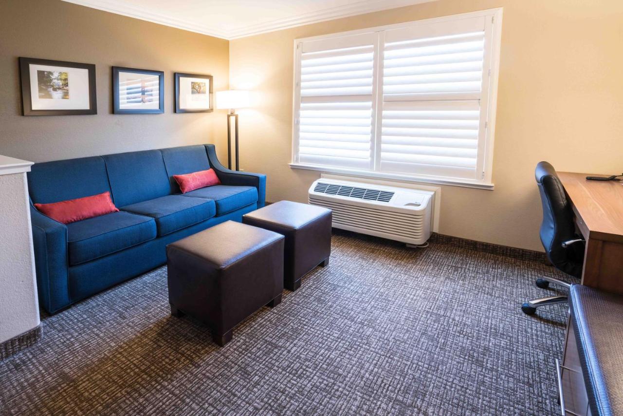 Double Suite - Non-Smoking at Comfort Suites Fresno River Park