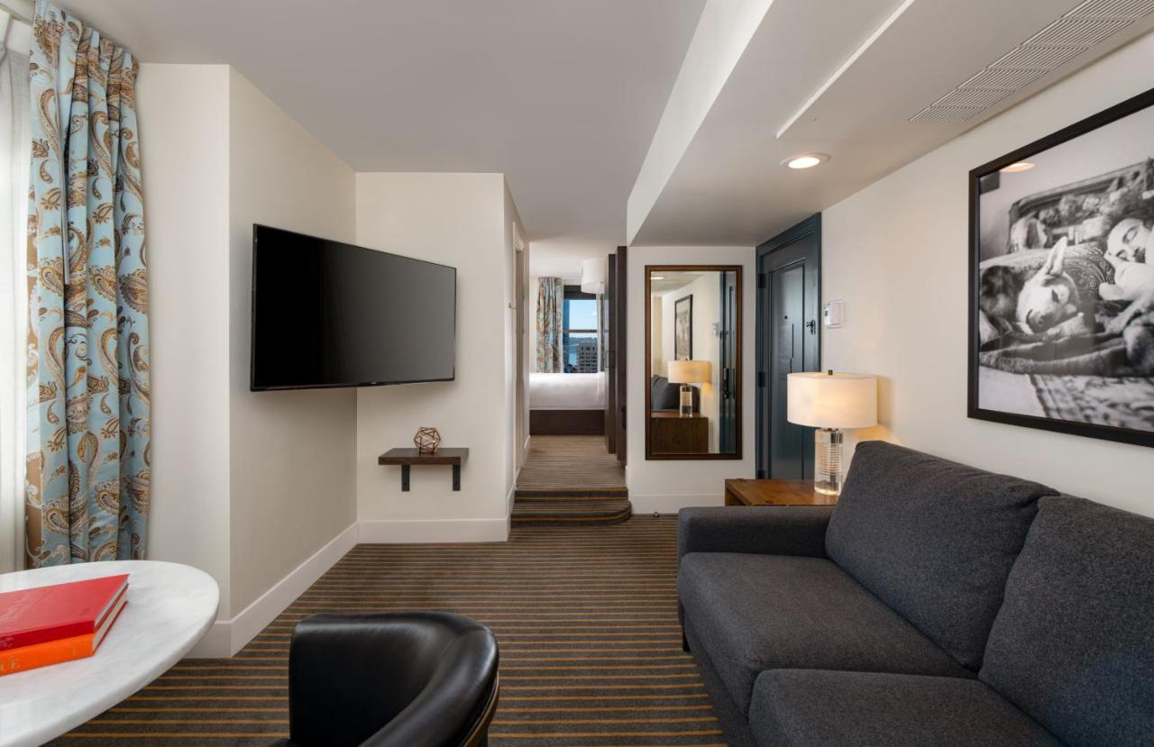 Studio with Sea View at Hotel Theodore Seattle Downtown, Tapestry by Hilton