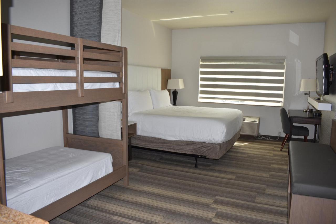 1 King Bed, 1 Bunk Bed, Family Room, Non-Smoking at Hotel Marguerite Anaheim/Garden Grove, Trademark Collection by Wyndham
