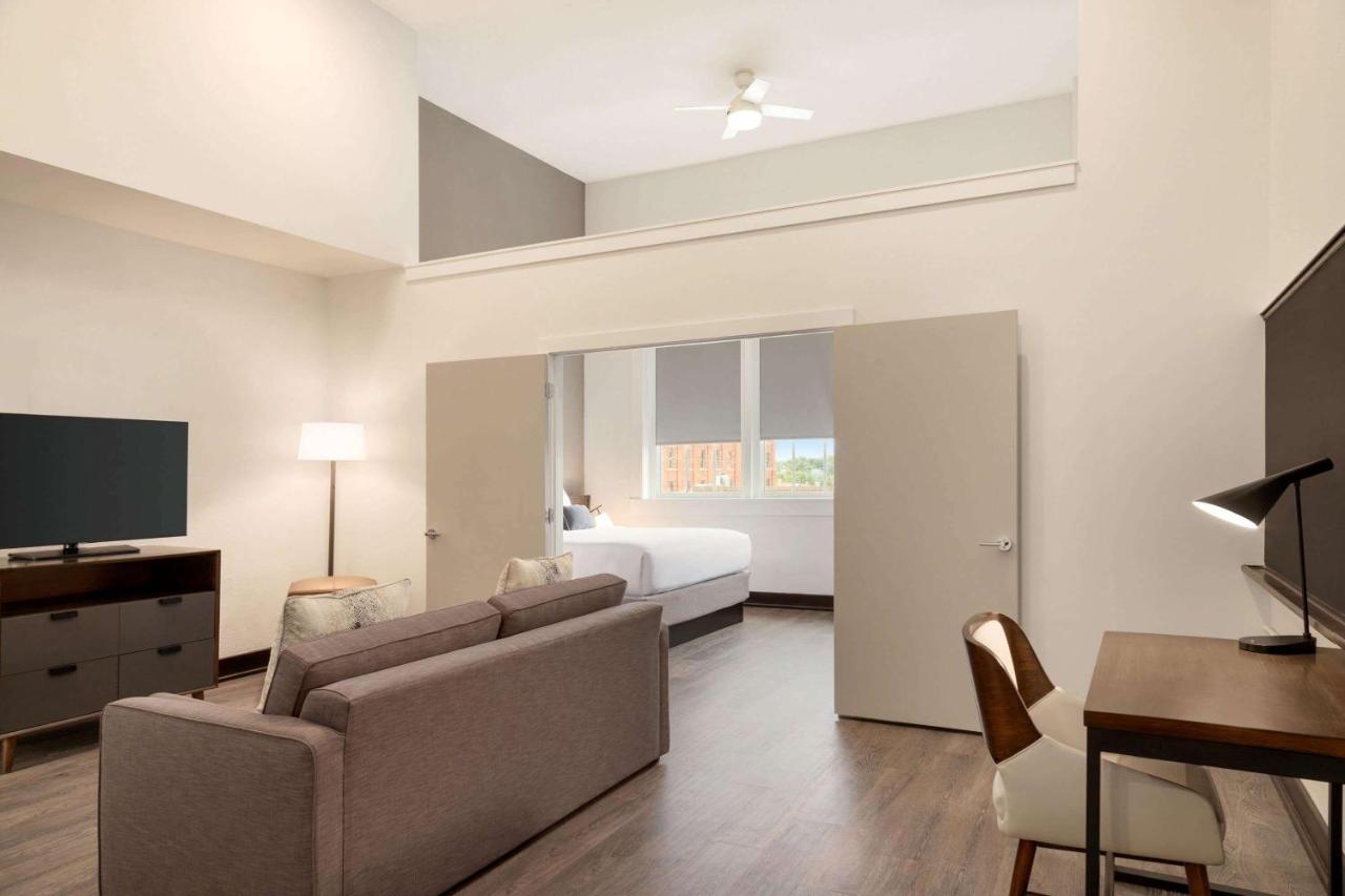 1 Queen Bed, Kitchenette, Superior Room at Leavenworth Local Hotel
