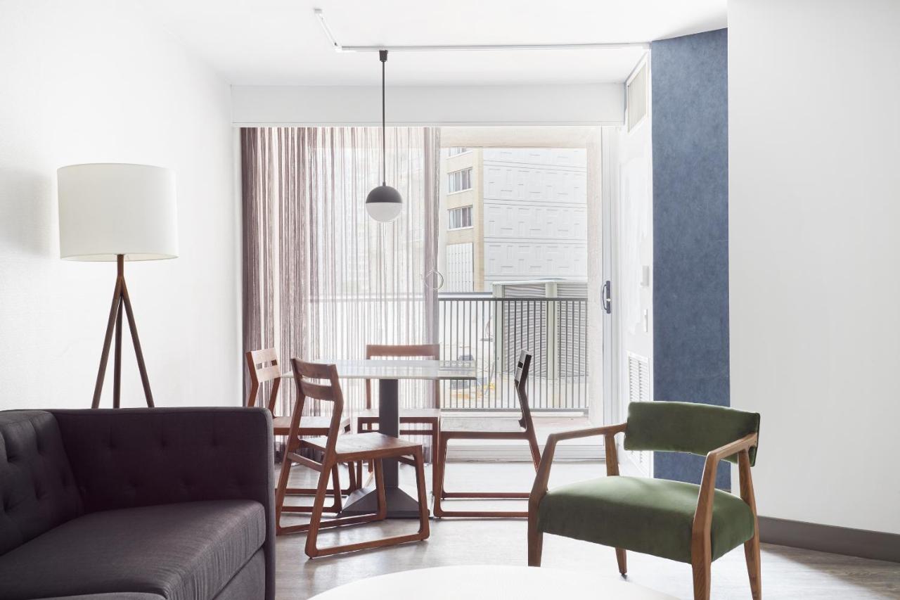 Queen Studio - Disability Access at Sonder at The Terrace
